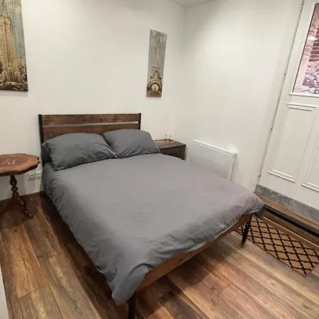 Chic 3 Bed In Medieval Village Penne-d'Agenais